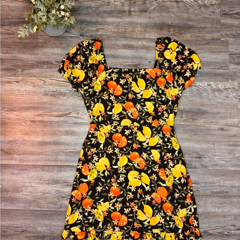Sadie and Sage Womens Lemon Orange Floral Milk Maid Dress Smocked Sleeveless M
